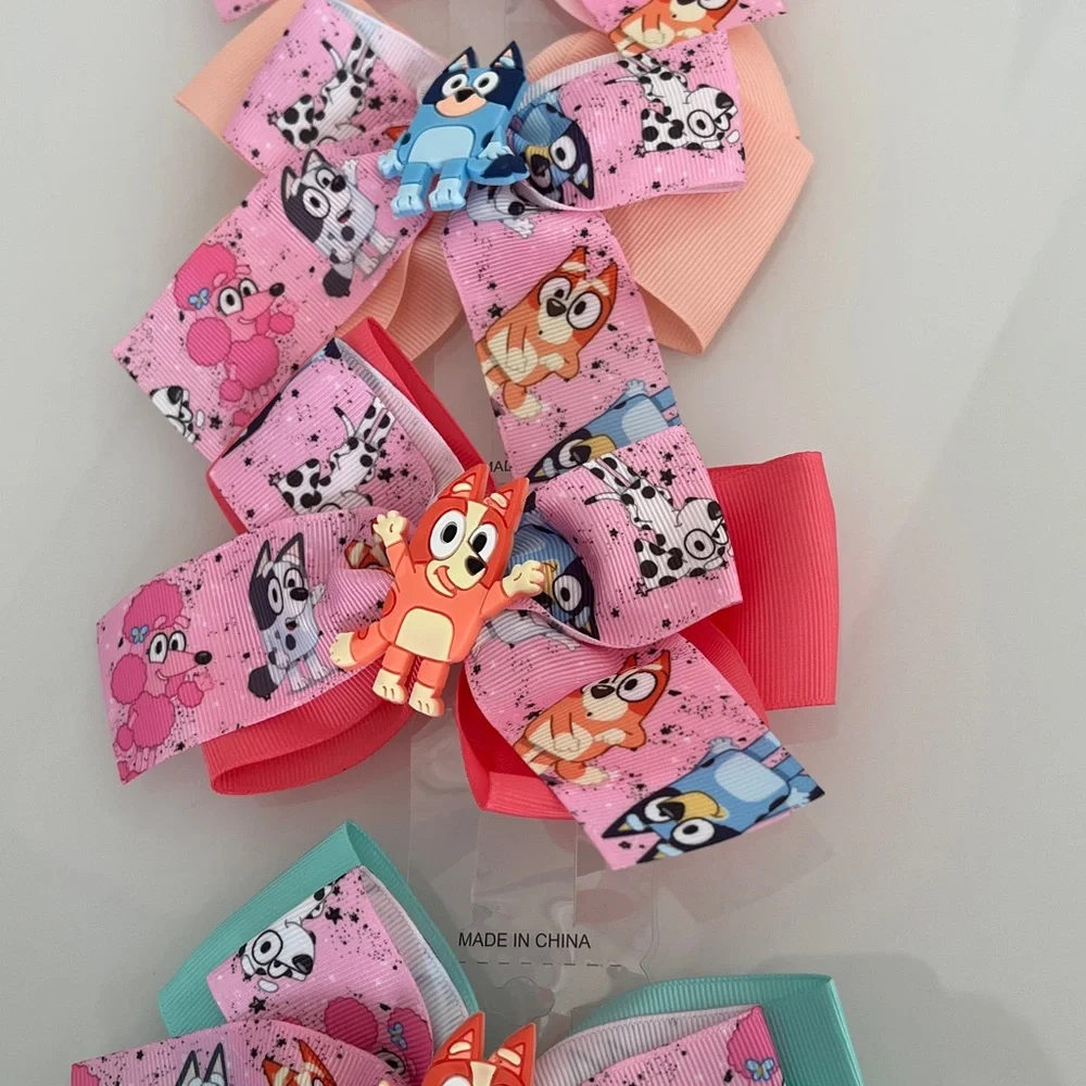 Bundle of 8 Bluey Bow Hair Clips Ribbons NWT